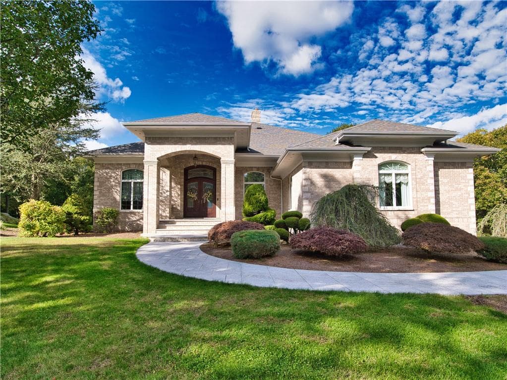 51 W Ridge Drive