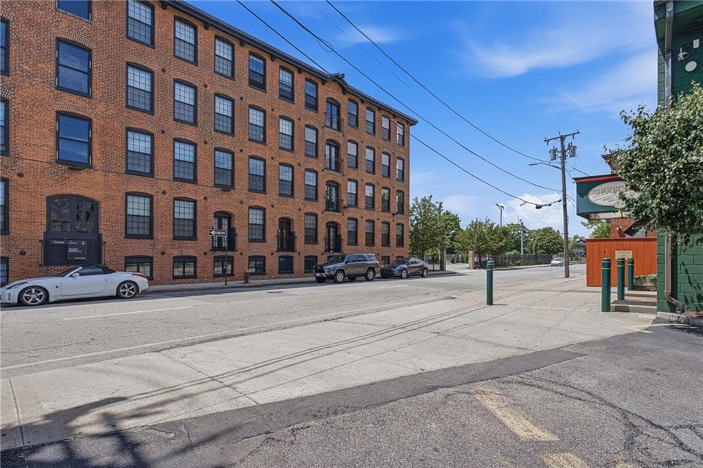 Condominium at 50 Ashburton Street UNIT 1, Providence, photo 36 of 38