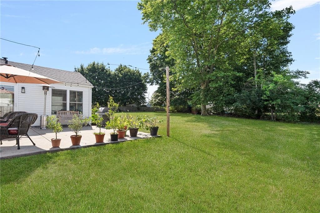 165 Garden City Drive photo 35