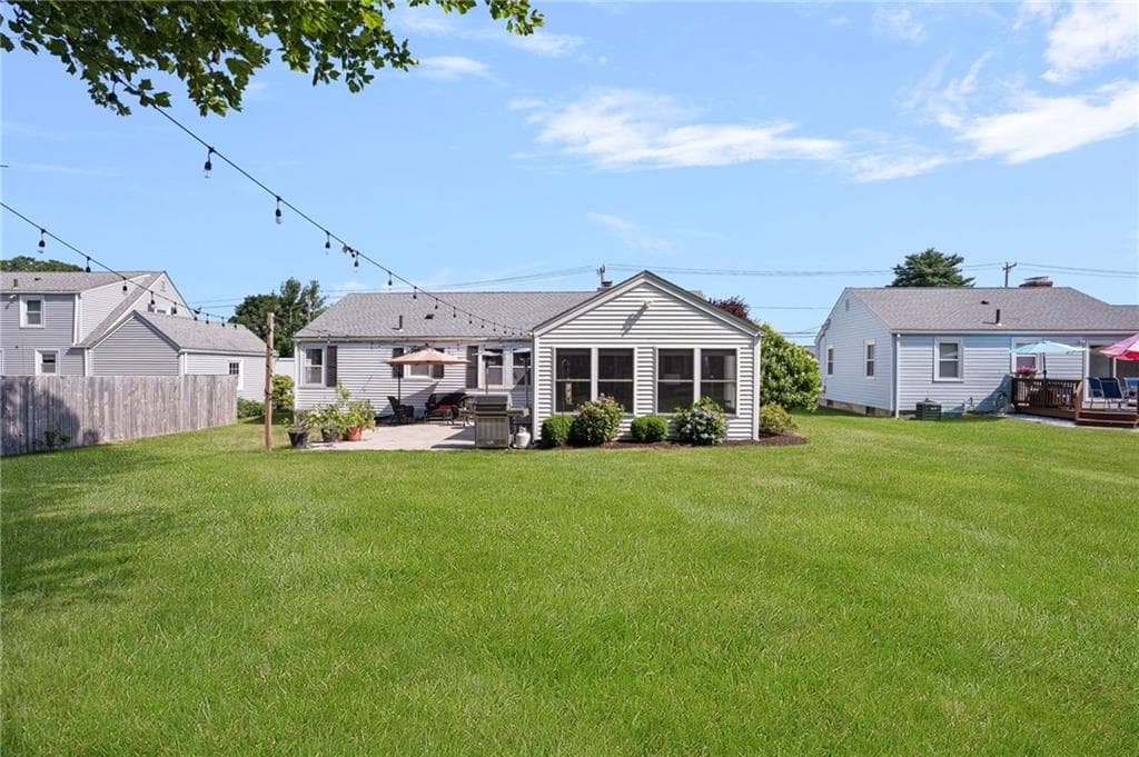 165 Garden City Drive photo 31