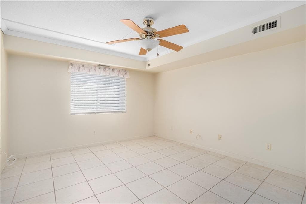 200 Hoffman Avenue UNIT 402 photo 23