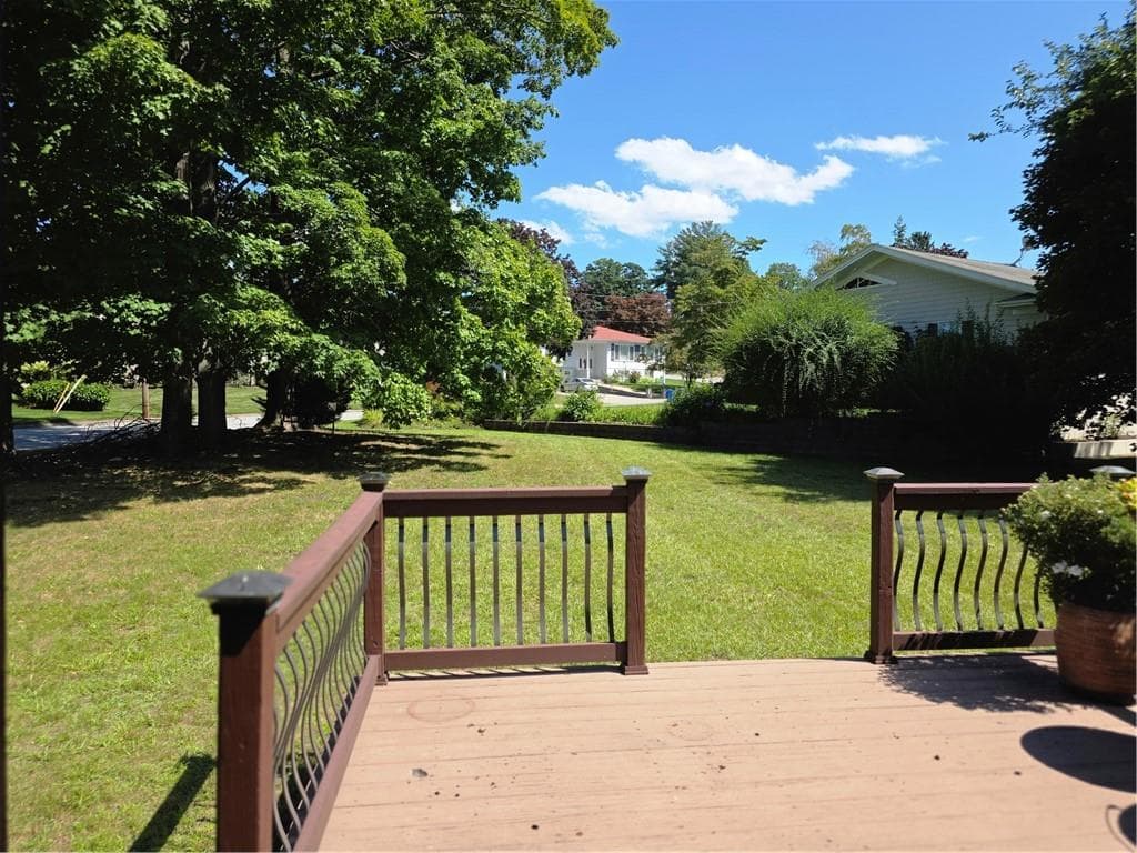 218 Oaklawn Avenue photo 22