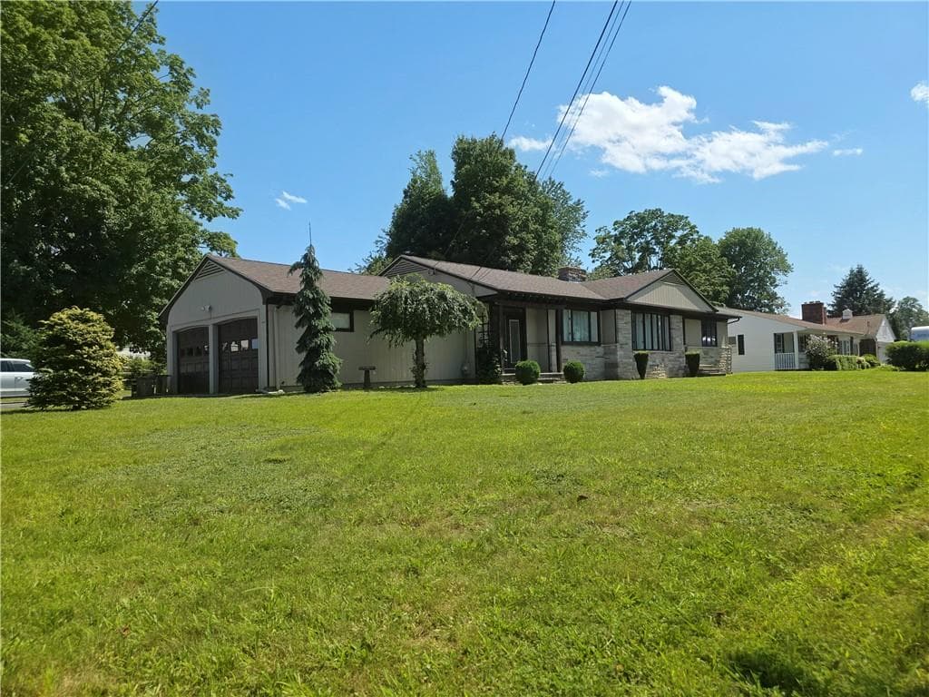 218 Oaklawn Avenue