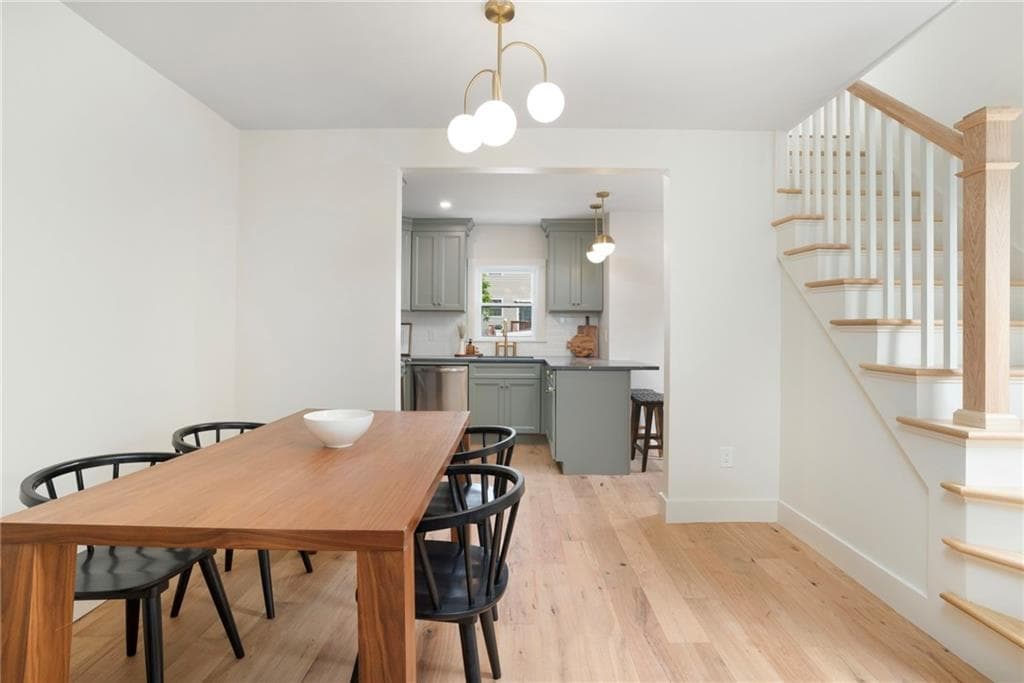 54 56 Grand View Street photo 12