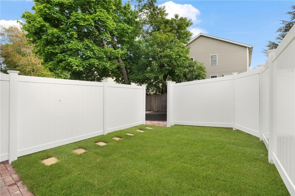 54 56 Grand View Street photo 36