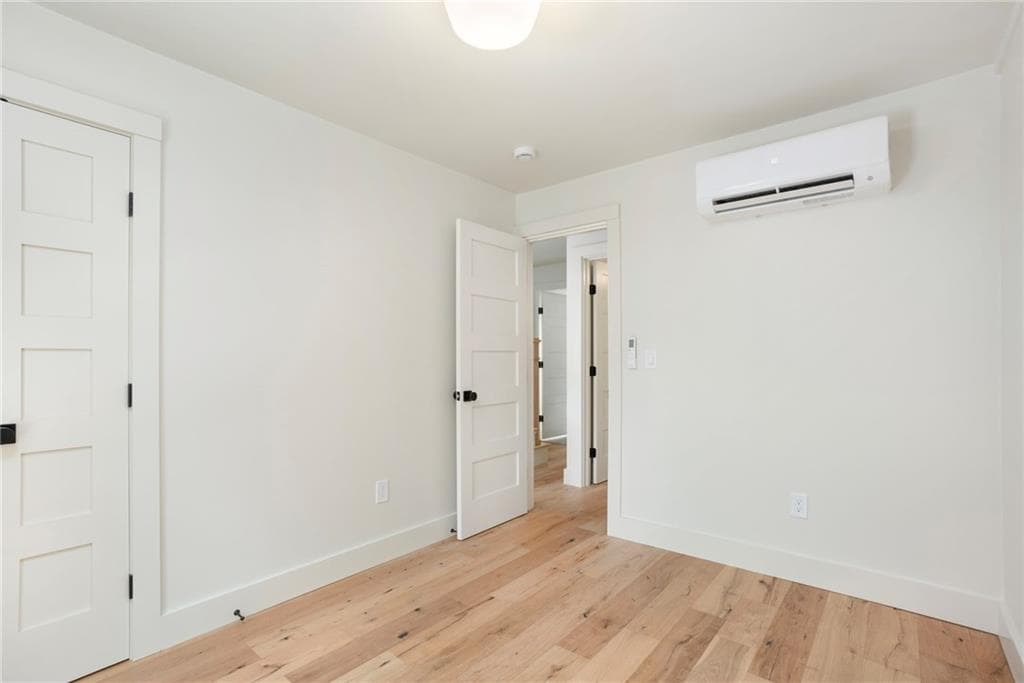 54 56 Grand View Street photo 24