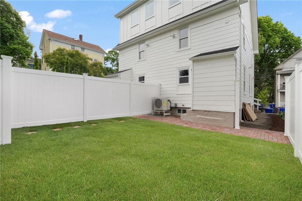 54 56 Grand View Street photo 39