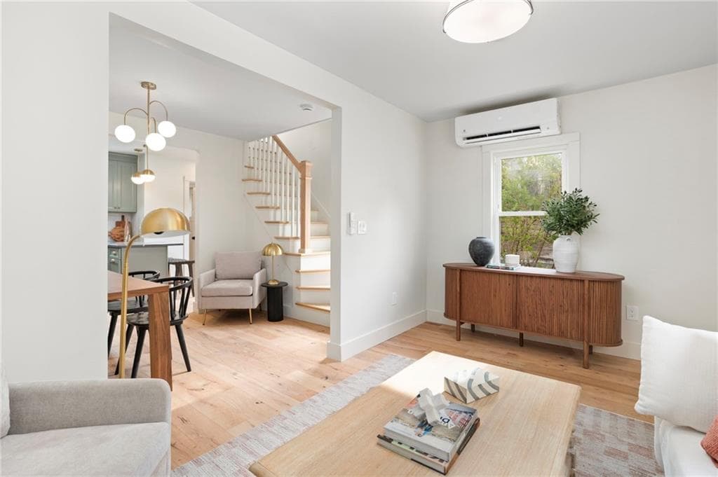 54 56 Grand View Street photo 8