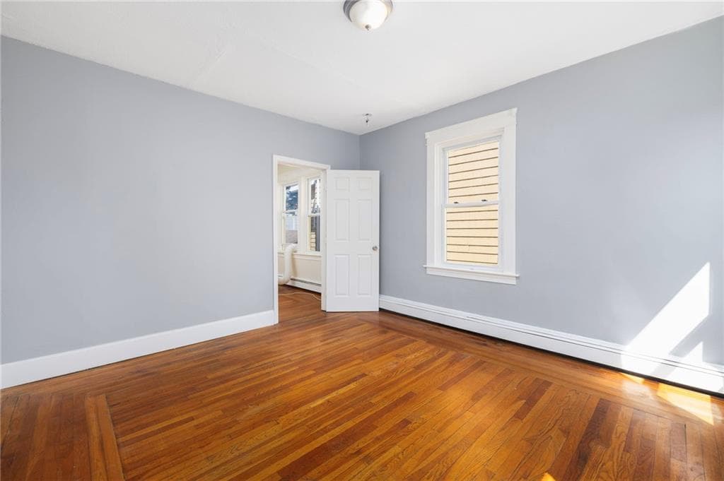 559 Branch Avenue photo 28