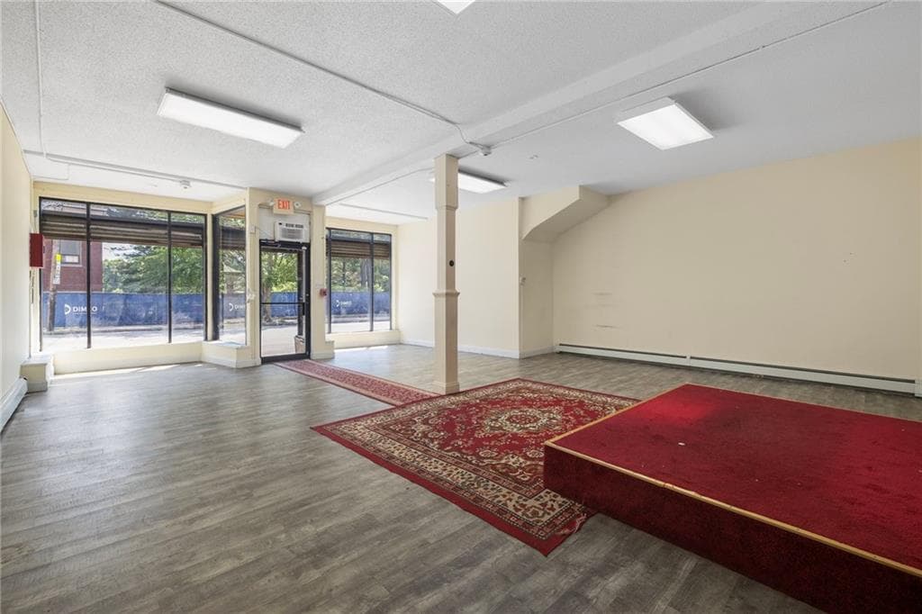 559 Branch Avenue photo 8