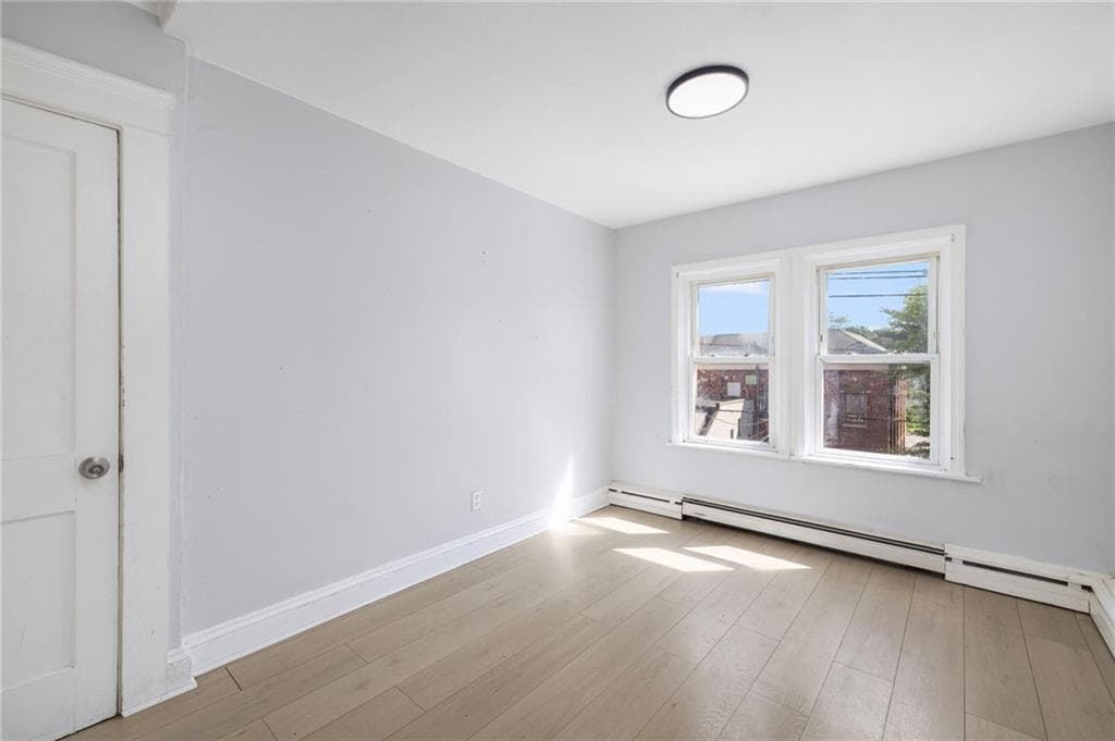 559 Branch Avenue photo 43