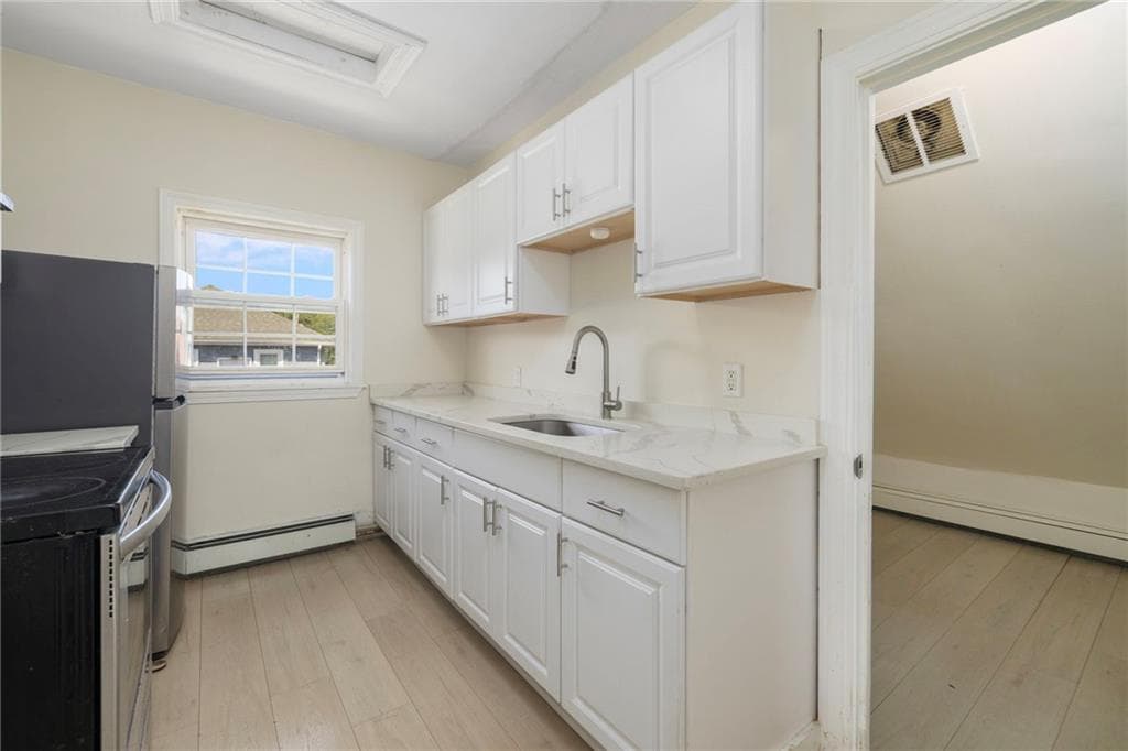 559 Branch Avenue photo 32