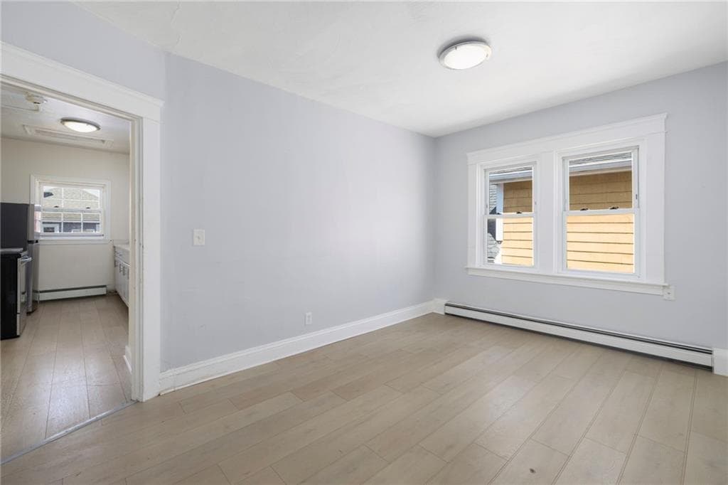 559 Branch Avenue photo 41