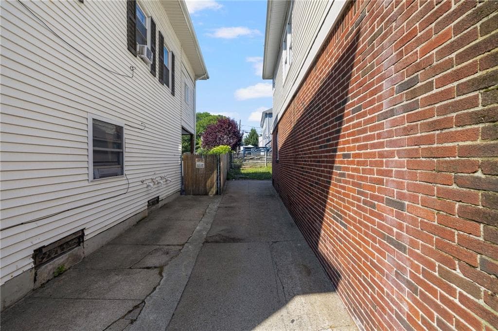 559 Branch Avenue photo 45