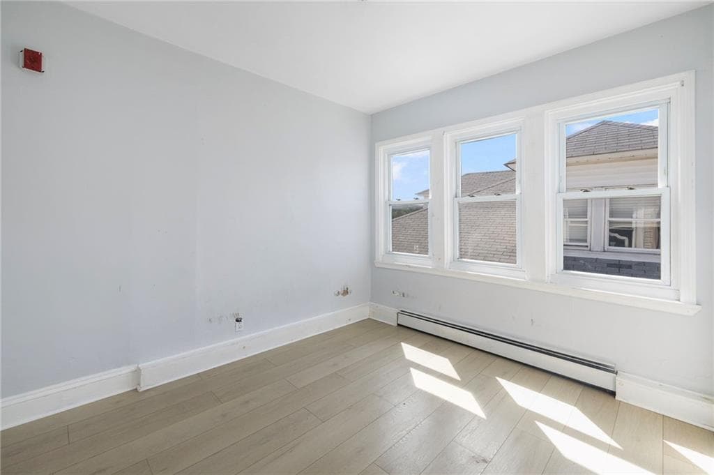 559 Branch Avenue photo 37