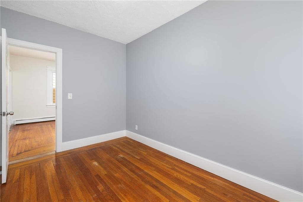 559 Branch Avenue photo 21