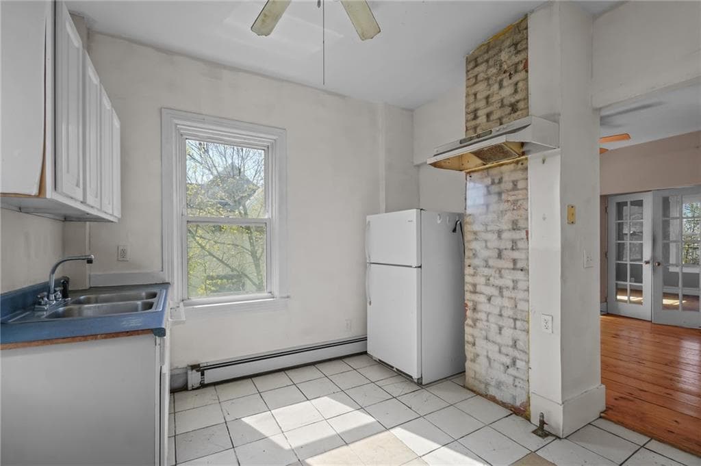 Multi Family at 98 Andem St. Street, Providence, photo 45 of 50