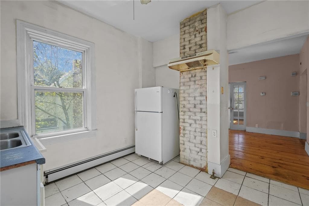 Multi Family at 98 Andem St. Street, Providence, photo 44 of 50