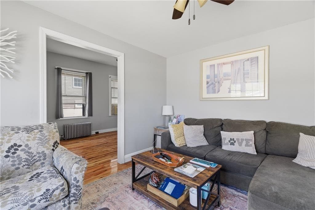 25 Hoppin Avenue photo 12