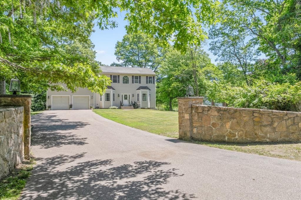 167 Winnapaug Road photo 3