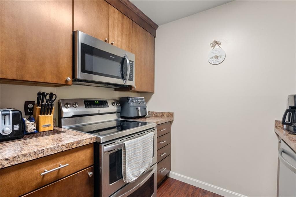 15 Higgins Street UNIT 109 photo 9
