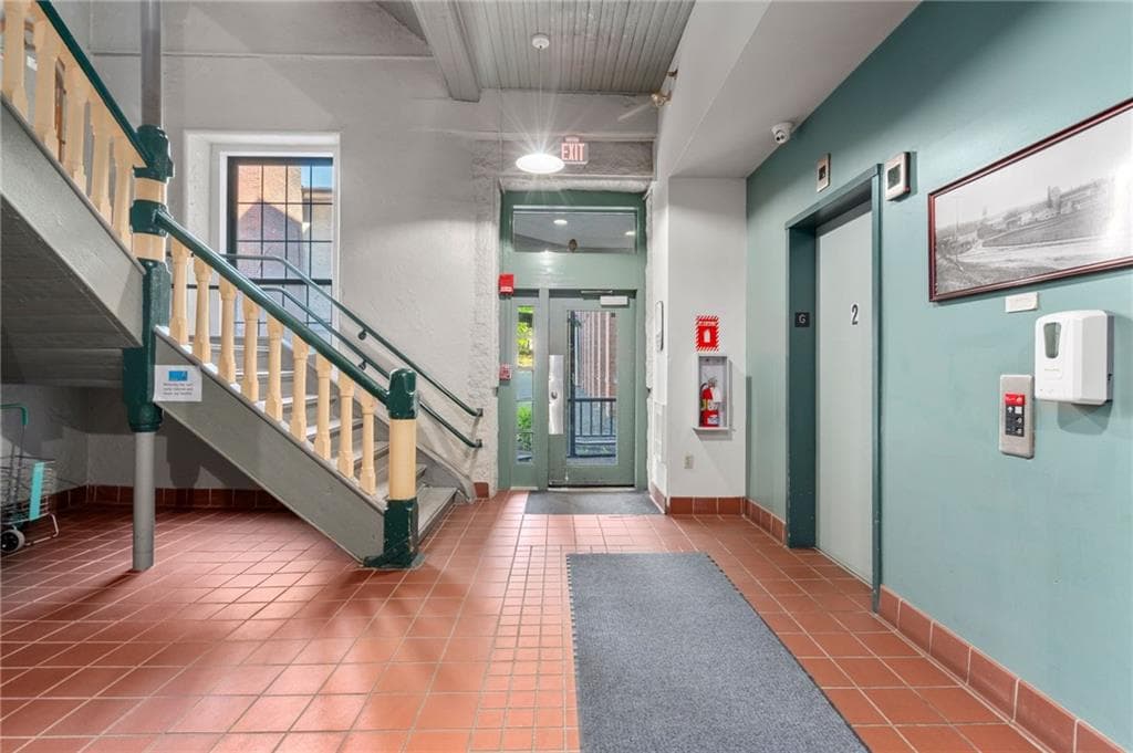 15 Higgins Street UNIT 109 photo 24