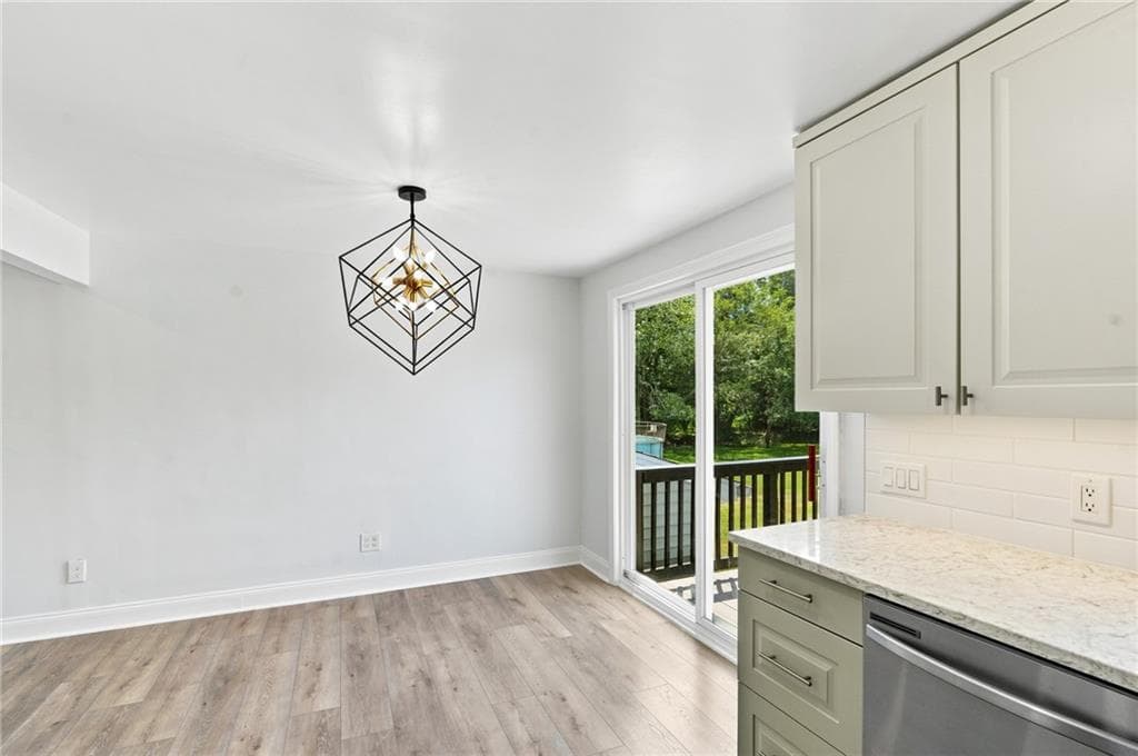 Single Family Residence at 53 Buena Vista Avenue, Warwick, photo 6 of 34