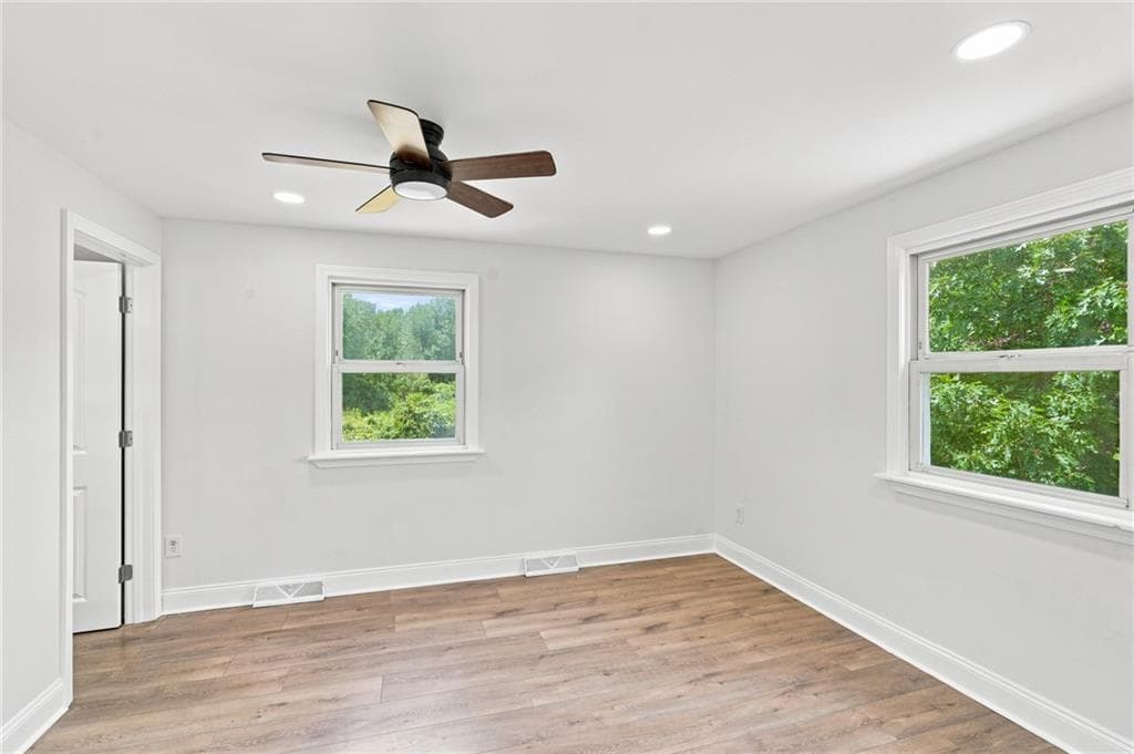 Single Family Residence at 53 Buena Vista Avenue, Warwick, photo 13 of 34