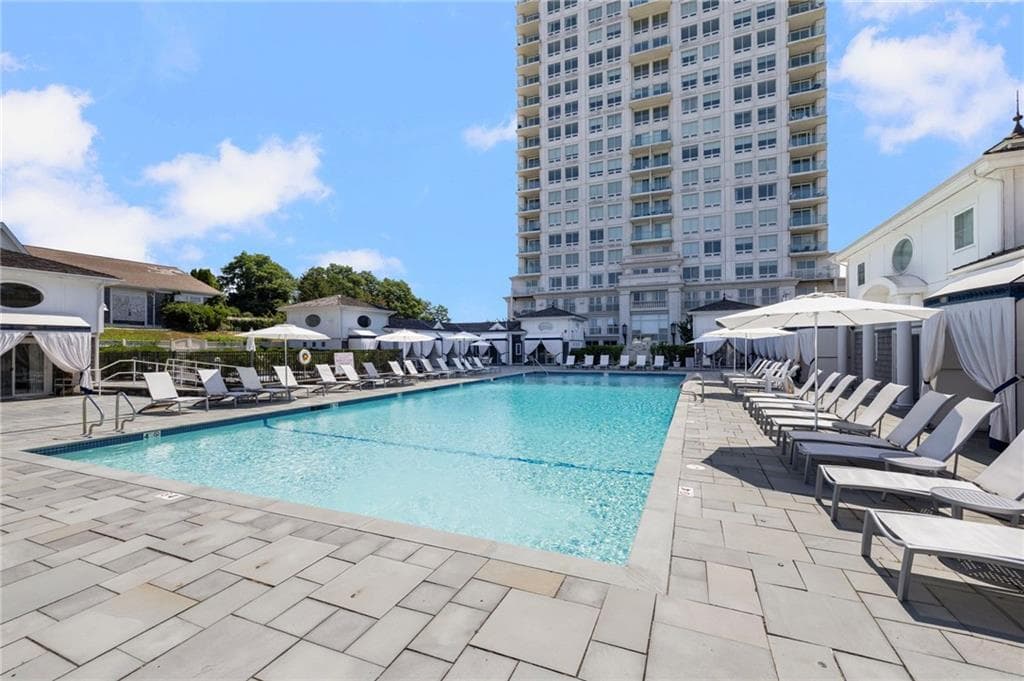 Condominium at 1 Tower Drive UNIT 102, Portsmouth, photo 22 of 25