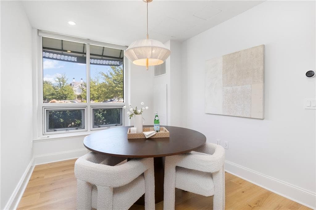 Condominium at 1 Tower Drive UNIT 102, Portsmouth, photo 9 of 25