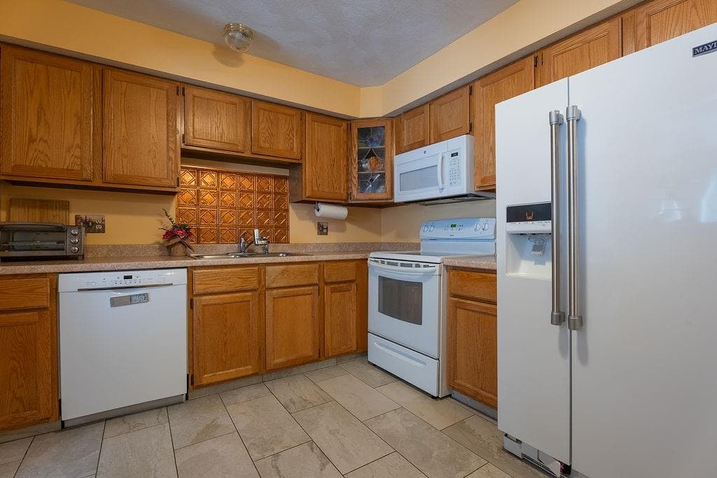 703 Brookhaven Lane UNIT 703 photo 7