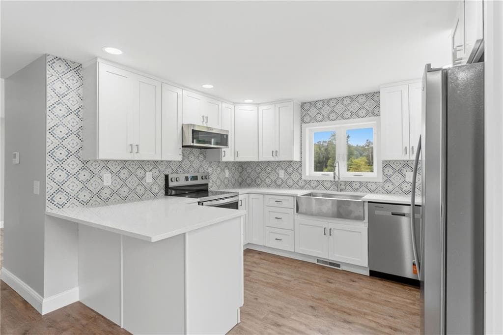 Single Family Residence at 109 Hudson Pond Road, West Greenwich, photo 2 of 44