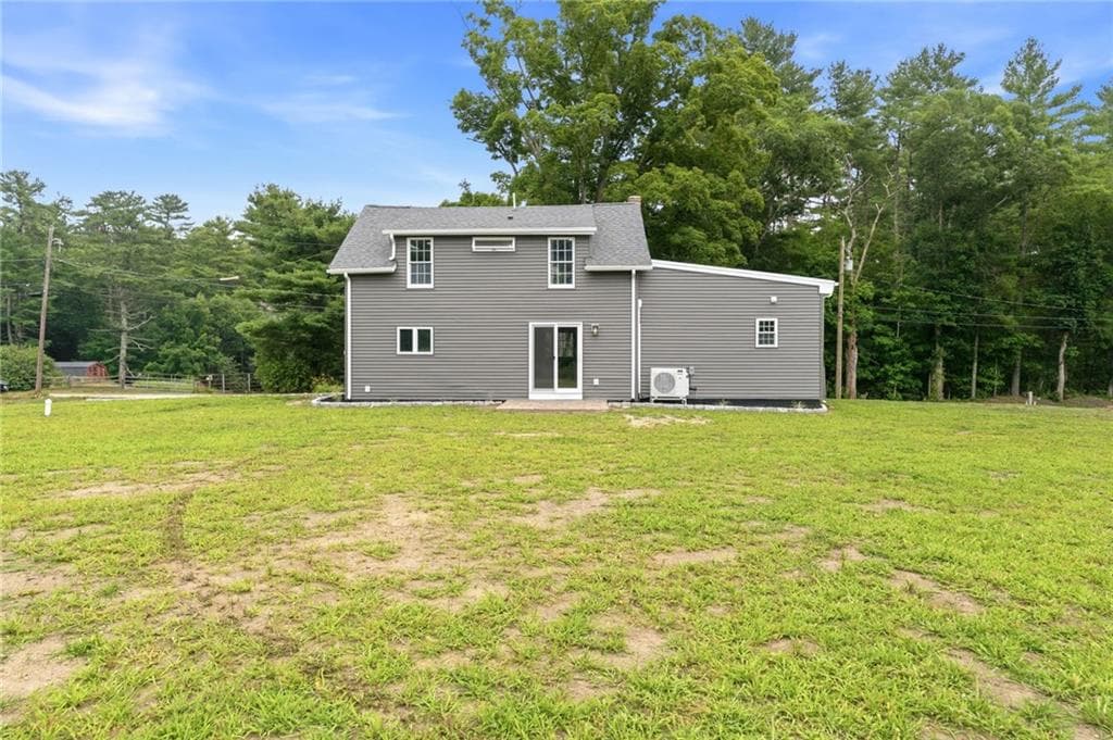 Single Family Residence at 109 Hudson Pond Road, West Greenwich, photo 30 of 44