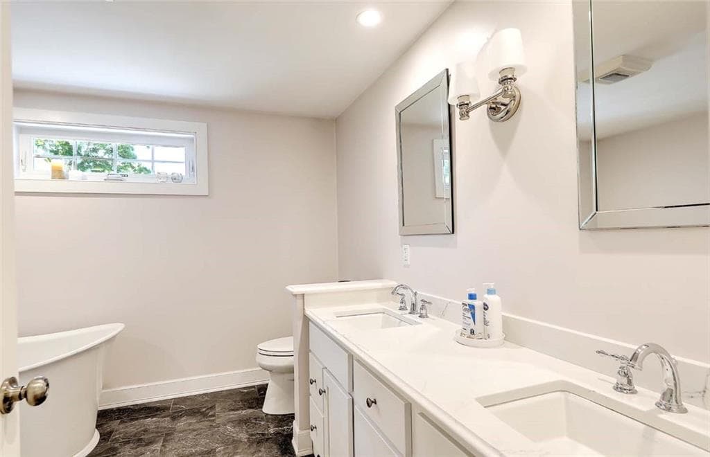 Single Family Residence at 1263 Drift Road, Westport, photo 21 of 41