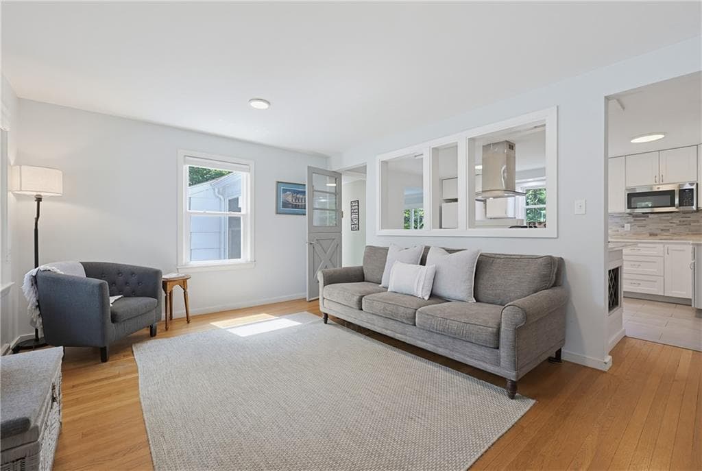 Single Family Residence at 15 Austin Drive, Cumberland, photo 13 of 36