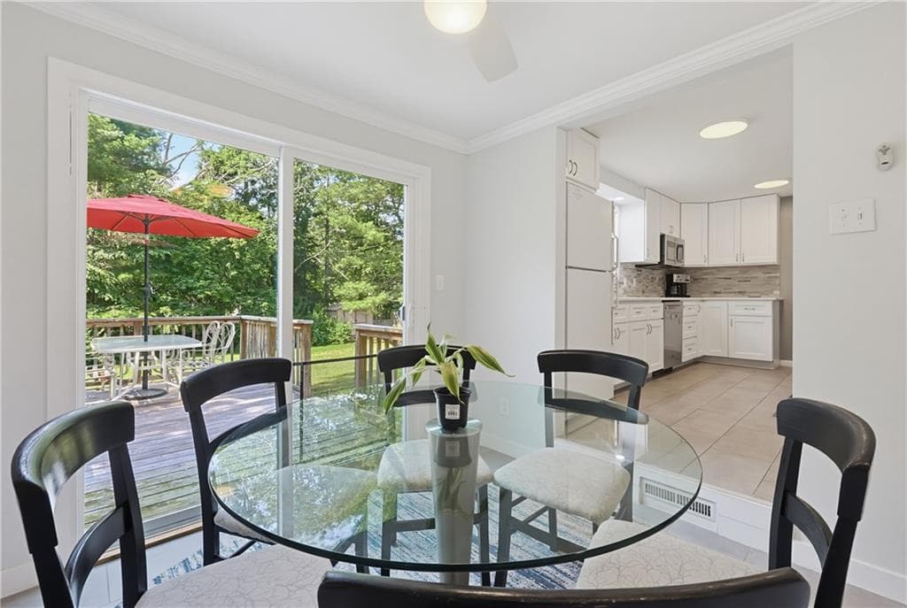 Single Family Residence at 15 Austin Drive, Cumberland, photo 9 of 36