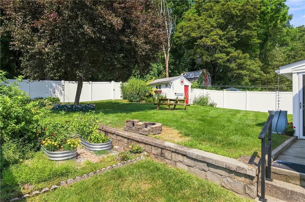 74 Macarthur Road photo 34