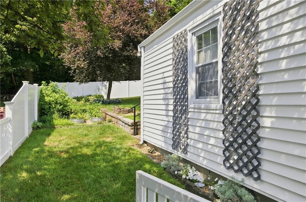74 Macarthur Road photo 29