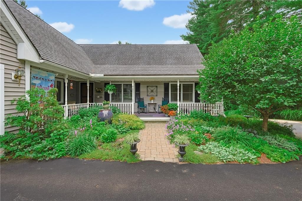 339 Tremont Street photo 5
