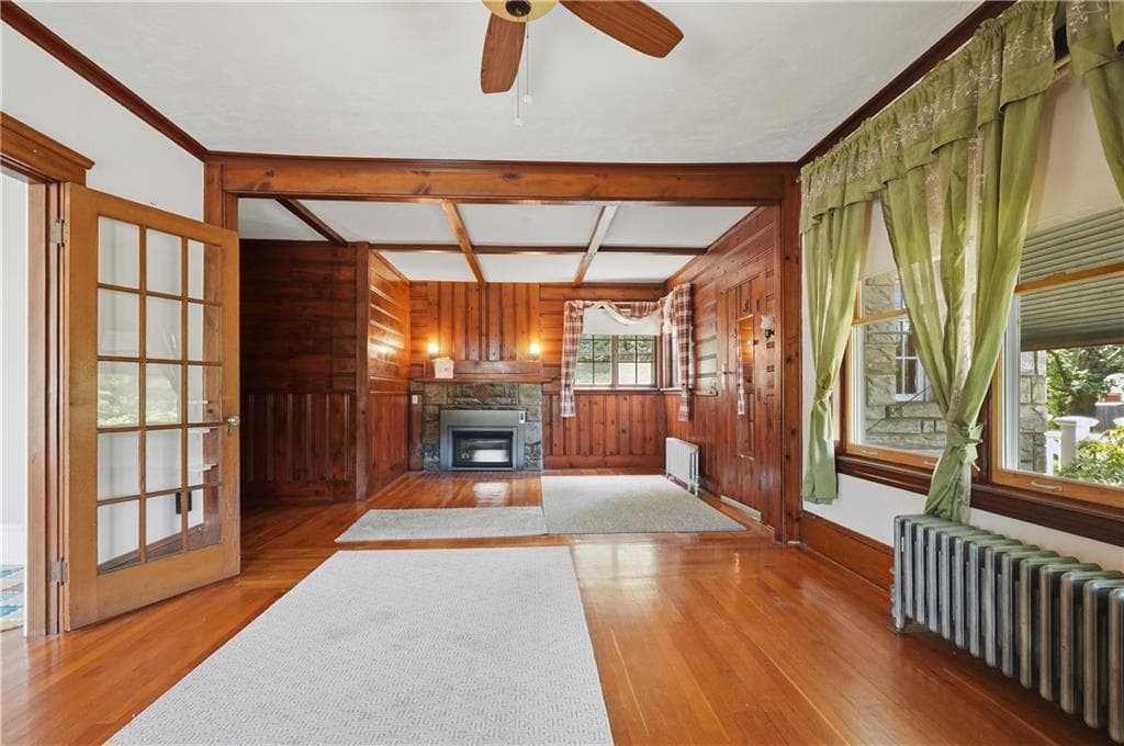 Single Family Residence at 236 Becker Avenue, East Providence, photo 5 of 50