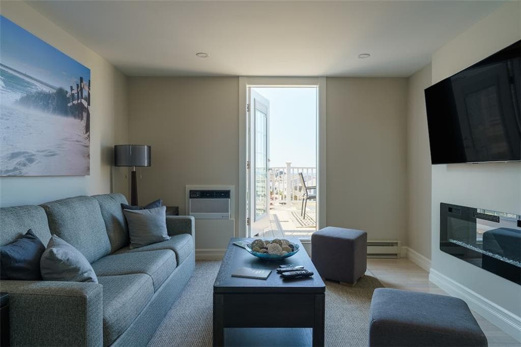 38 Bay Street UNIT W301 photo 7