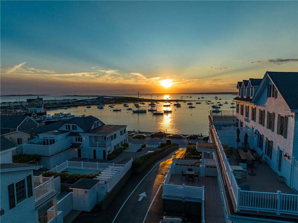 38 Bay Street UNIT W301
