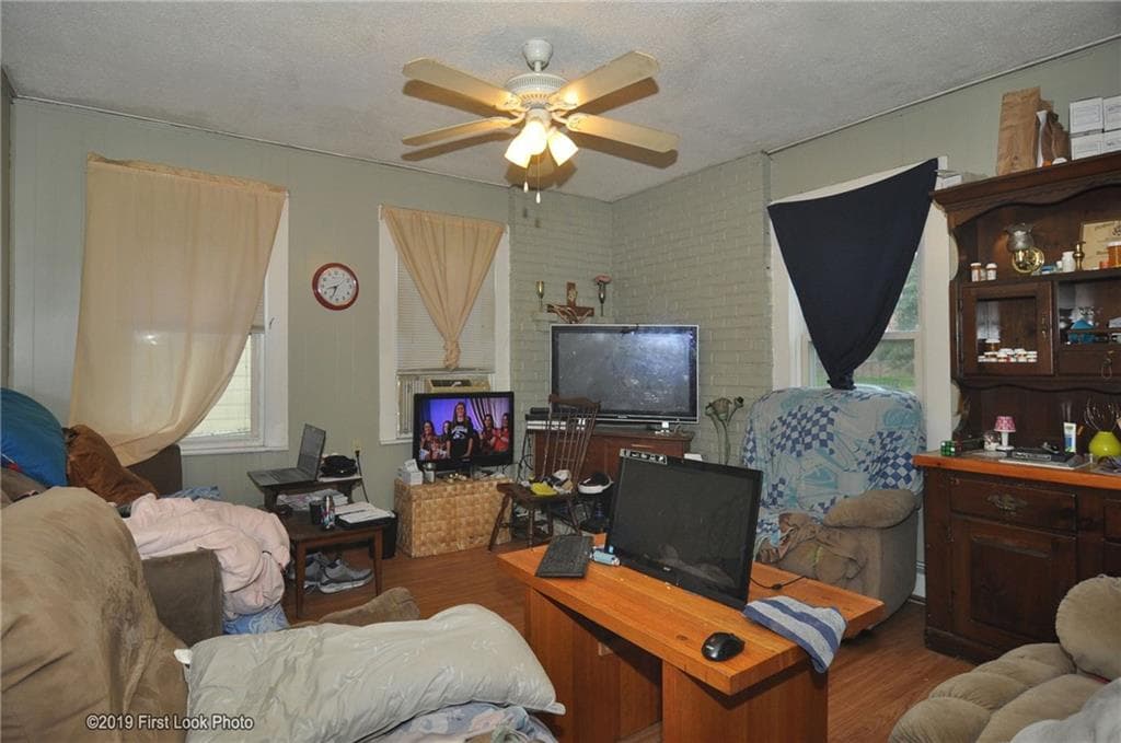 167 2nd Avenue photo 26