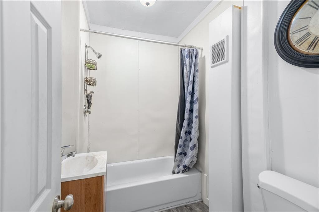 71 Roberts Street photo 16