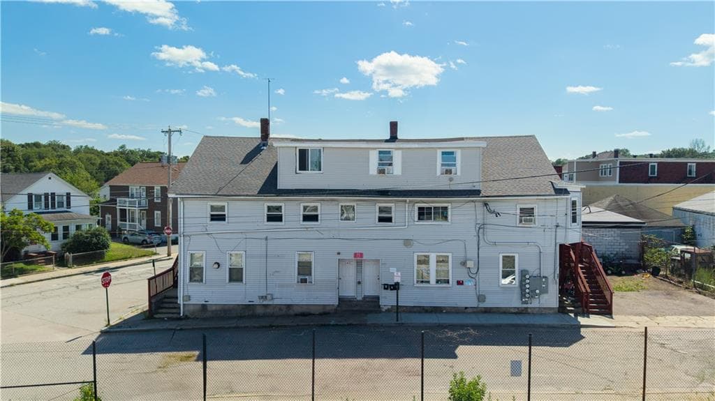 71 Roberts Street