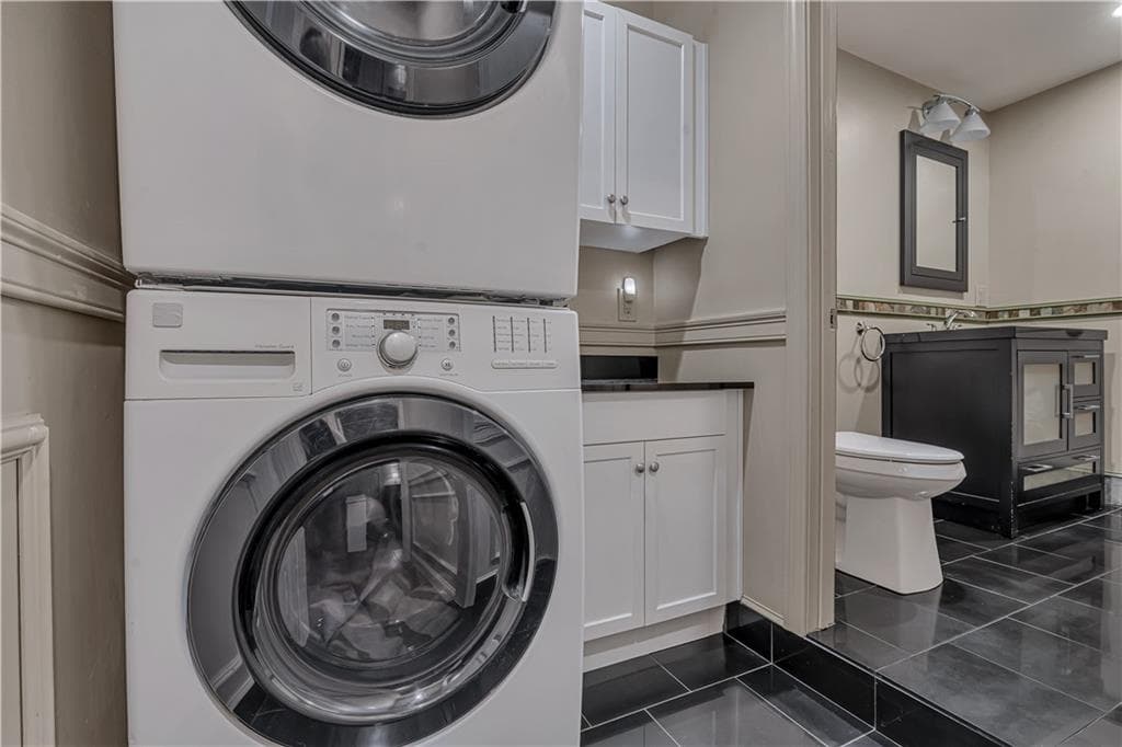 Condominium at 444 Woodward Road UNIT 2, North Providence, photo 8 of 29