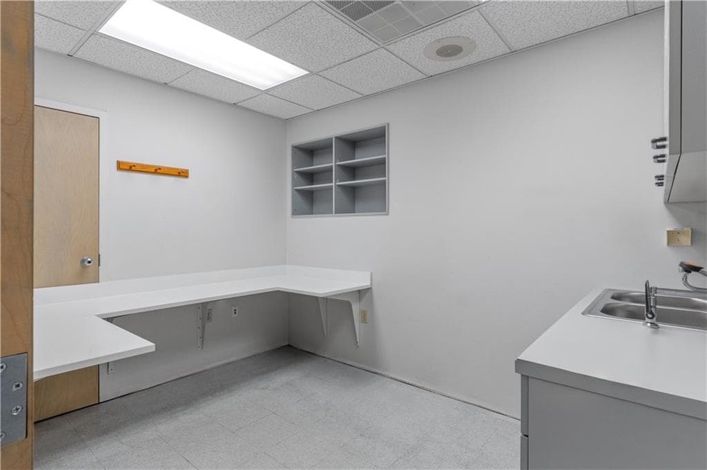 320 Phillips Street UNIT 201 photo 35