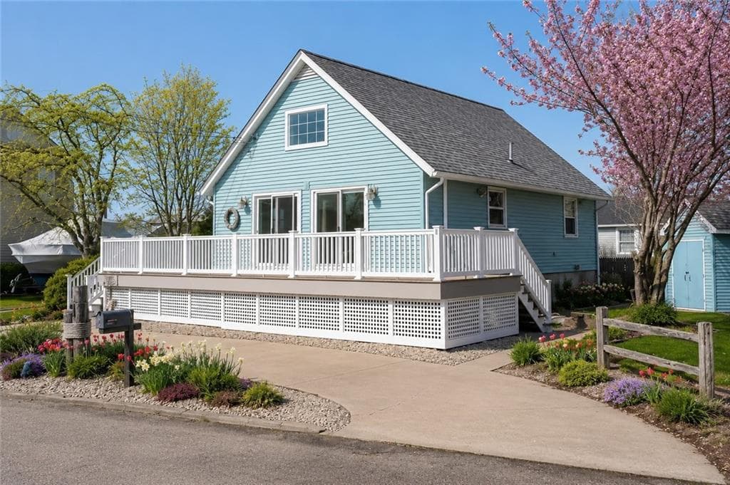 24 Redwood Drive photo 2