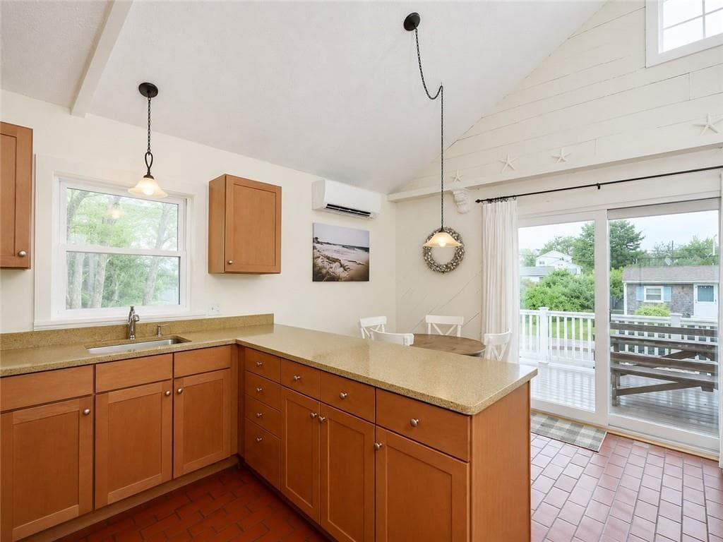 24 Redwood Drive photo 7