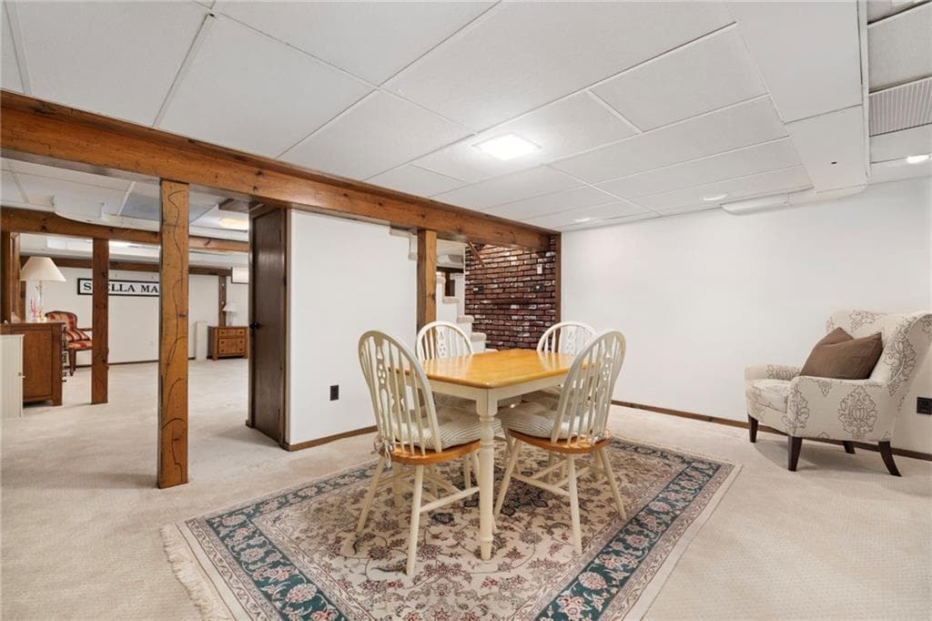 230 Kirby Avenue photo 42